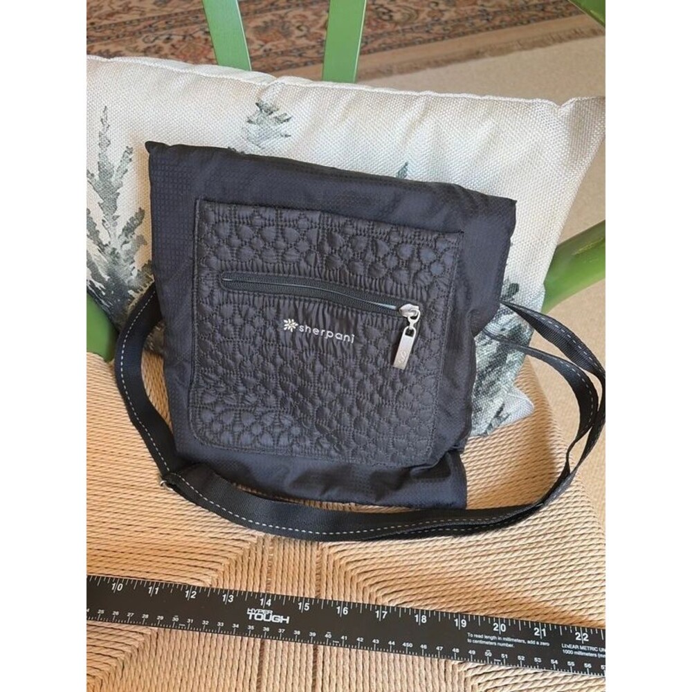 Sherpani Black Crossbody Bag